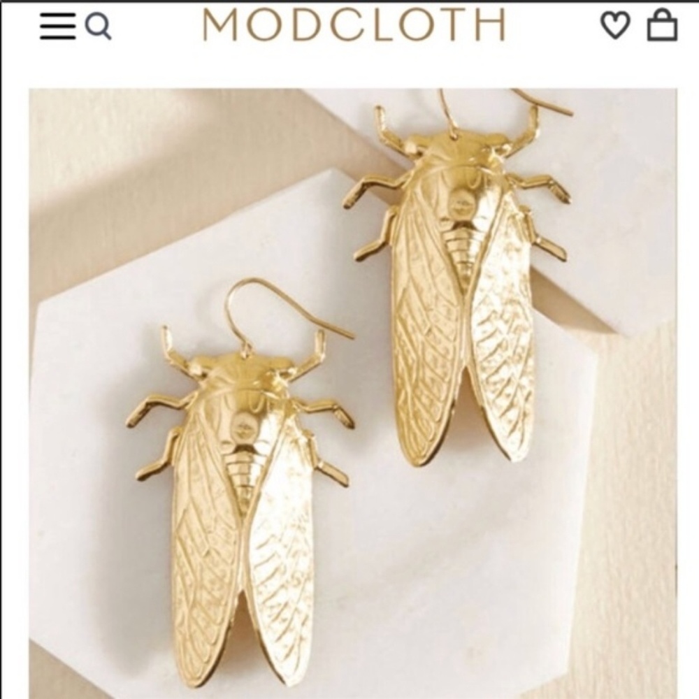 🦄 3/$25 Modcloth Gold Cicada Earrings